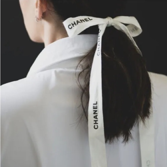 GUCCI Black Ribbon With Black GUCCI Logo - Picture 6 of 6